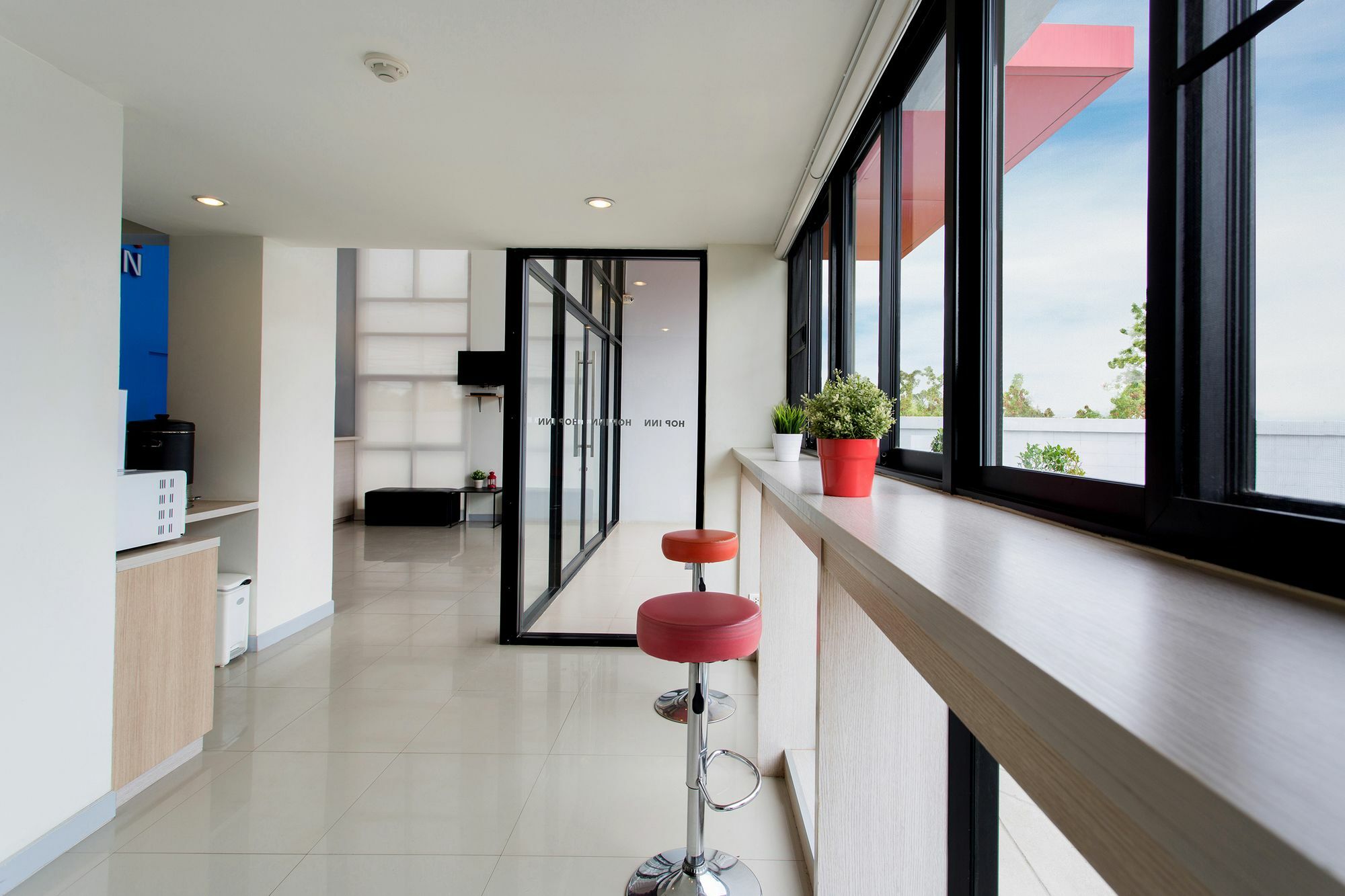 Hop Inn Lop Buri Exterior foto
